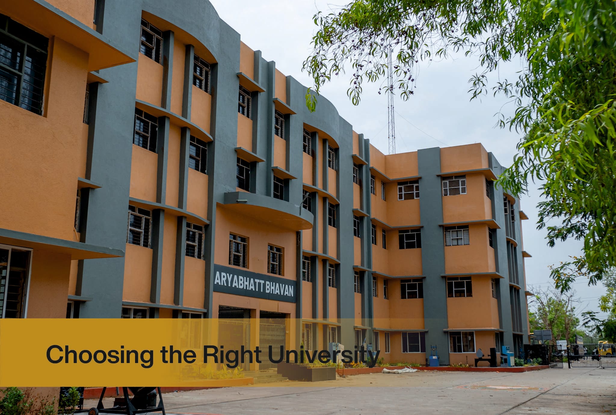 How to Choose the Right University for Your Career Goals