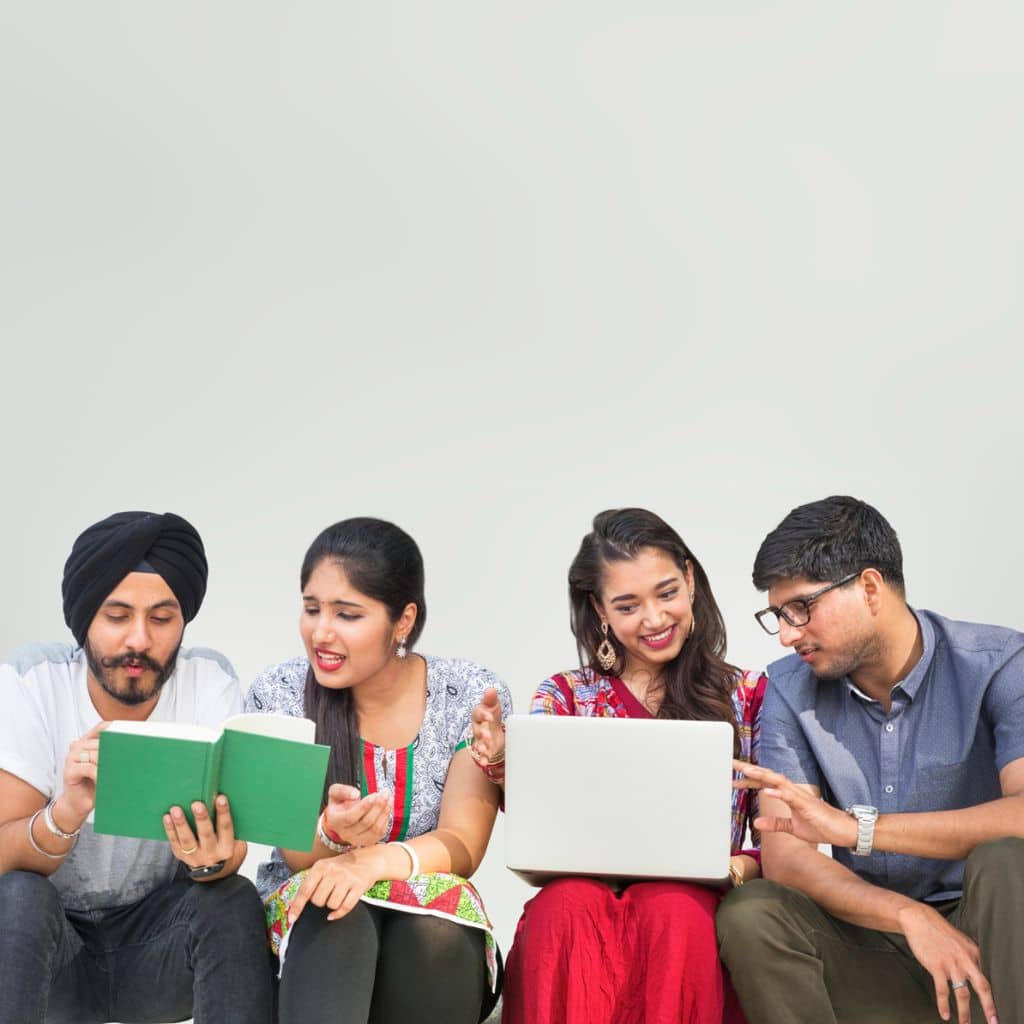 Factors to Consider Before Choosing a PG Course